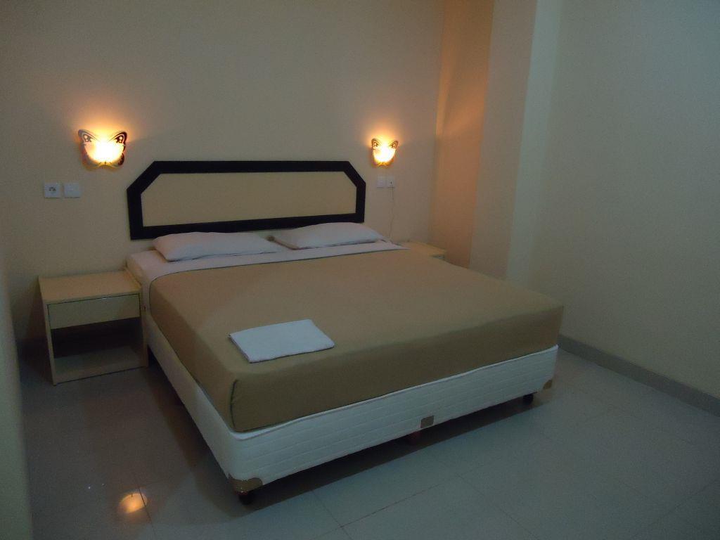 Hotel Makmur Tarakan Exteriör bild